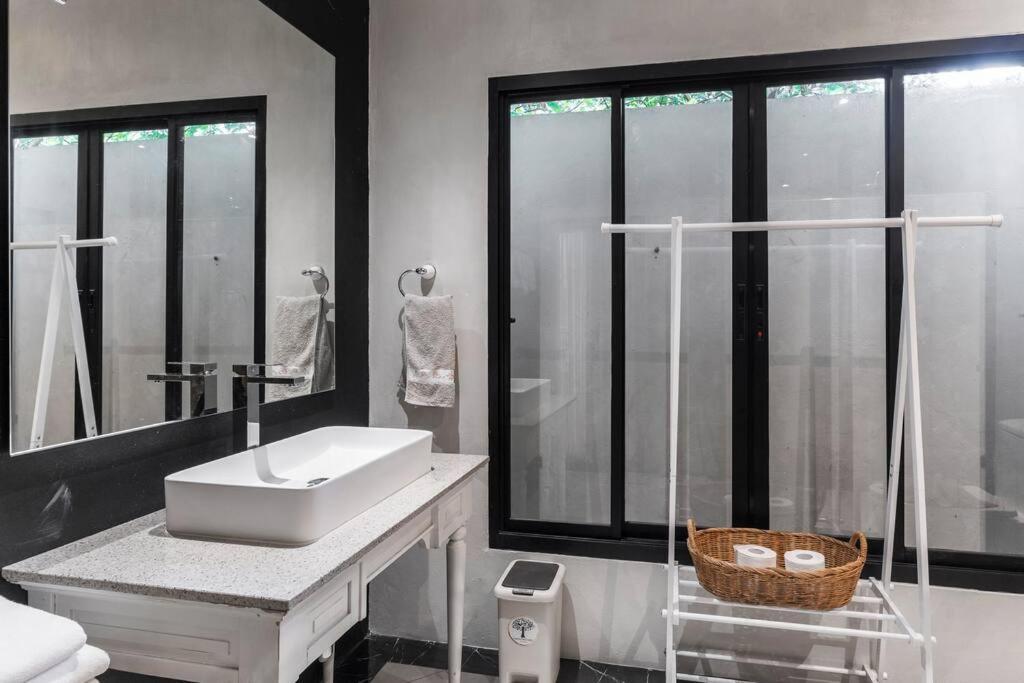 Sclass Villa & Swimming Pool , 10 Min From Airport Chiang Mai Exterior foto